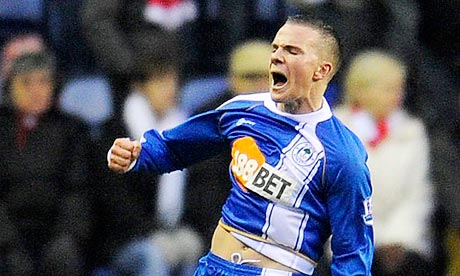 Tom Cleverley scores for Wigan