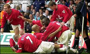 Veron scores a few games into the 2001-02 campaign Veron scores a few games into the 2001-02 campaign