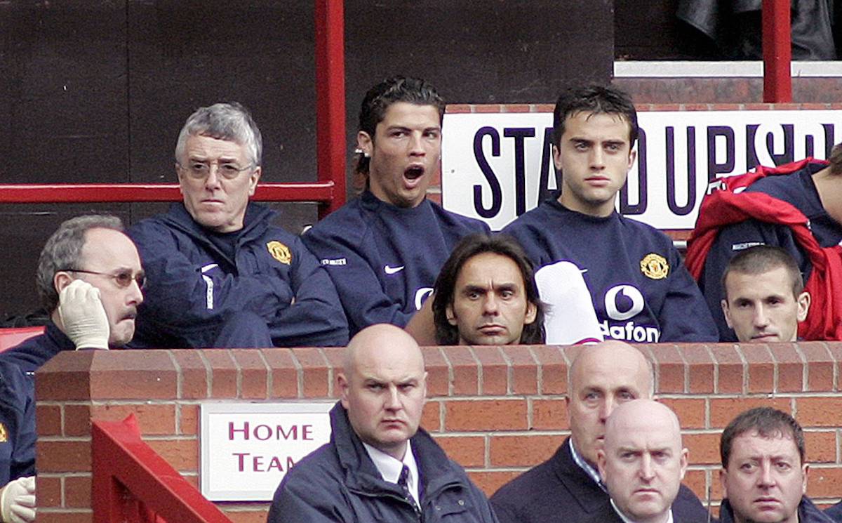 Giuseppe Rossi alongside Cristiano Ronaldo in the dugout