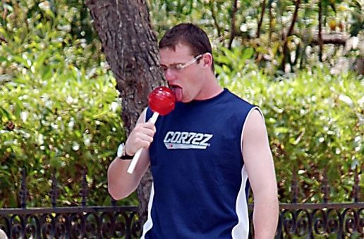 Wayne Rooney cheers wife up with hilarious Valentine's Day post