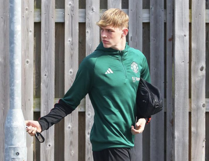 Toby Collyer to stay at Man United