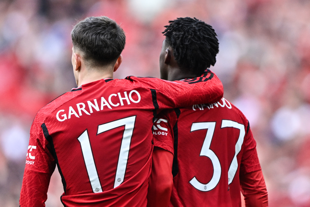 Kobbie Mainoo and Alejandro Garnacho in FA Cup final