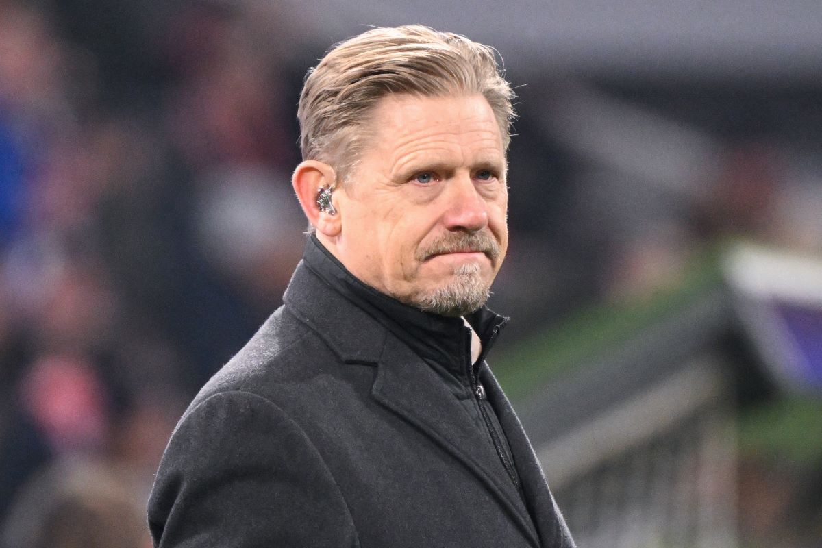 Peter Schmeichel doing punditry