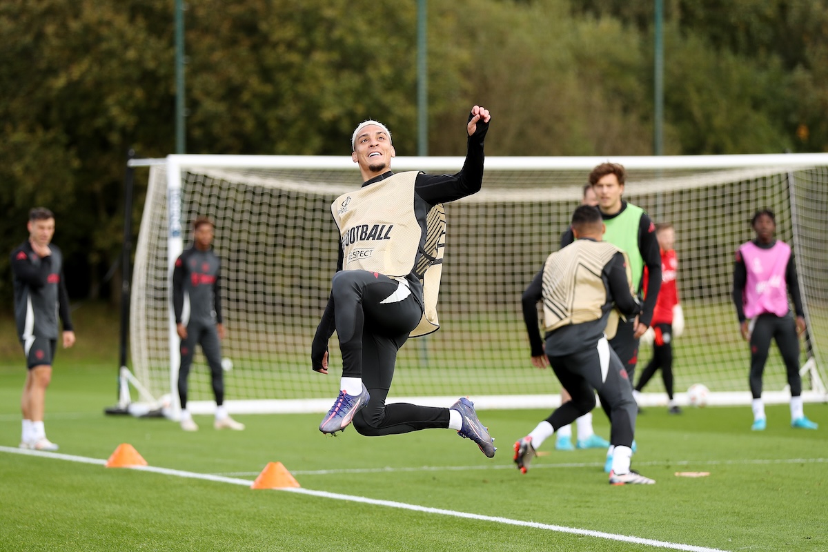 Antony linked with a loan move away from Manchester United