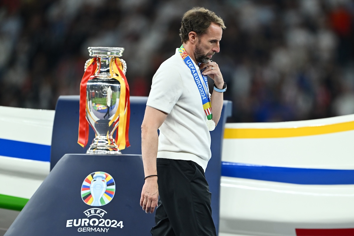 Gareth Southgate distances himself from Manchester United job
