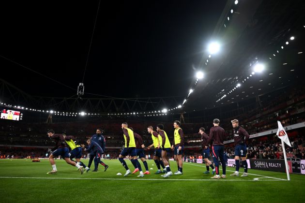 Leny Yoro was included in a matchday squad for the first time last night.