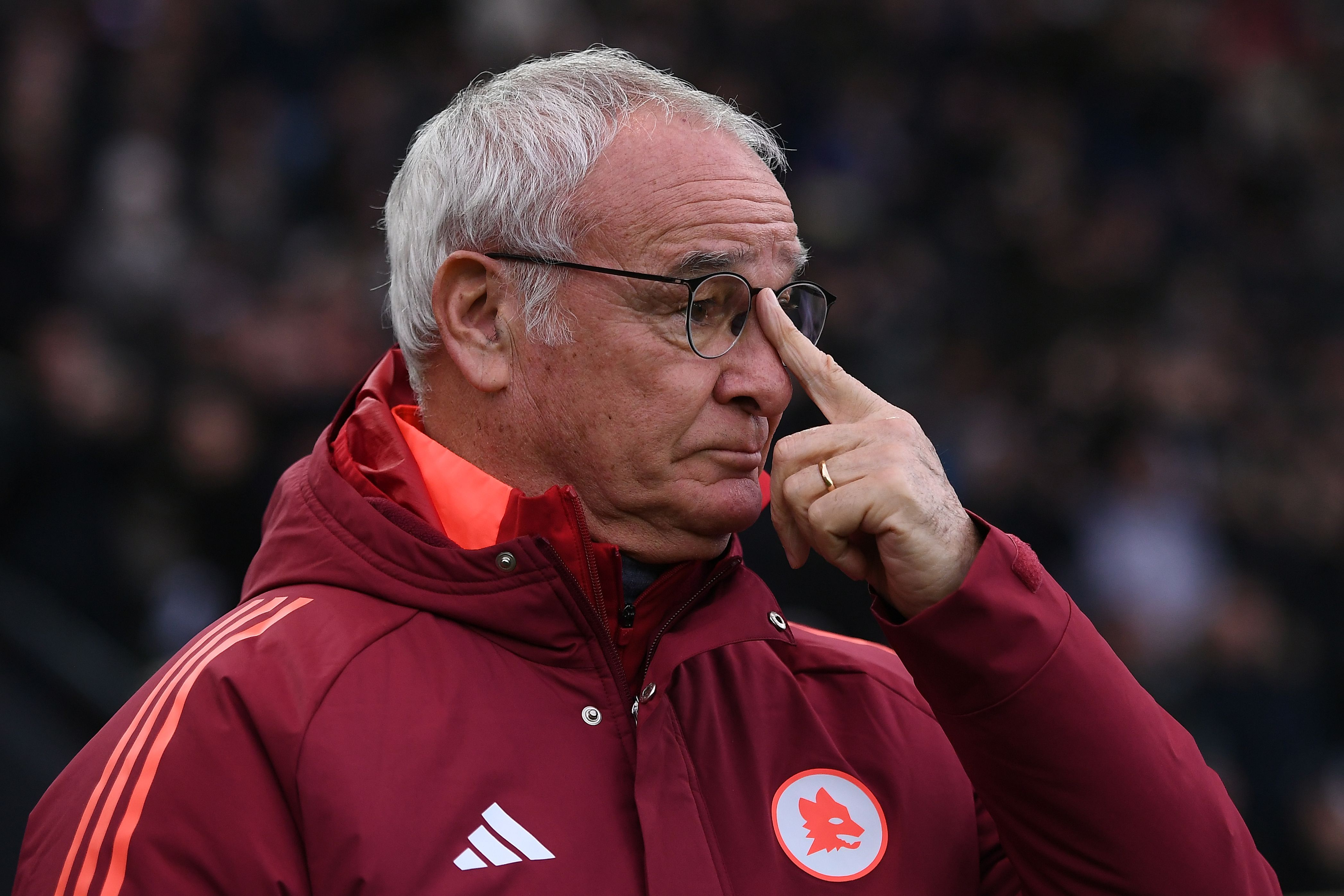 Roma coach Claudio Ranieri looking on
