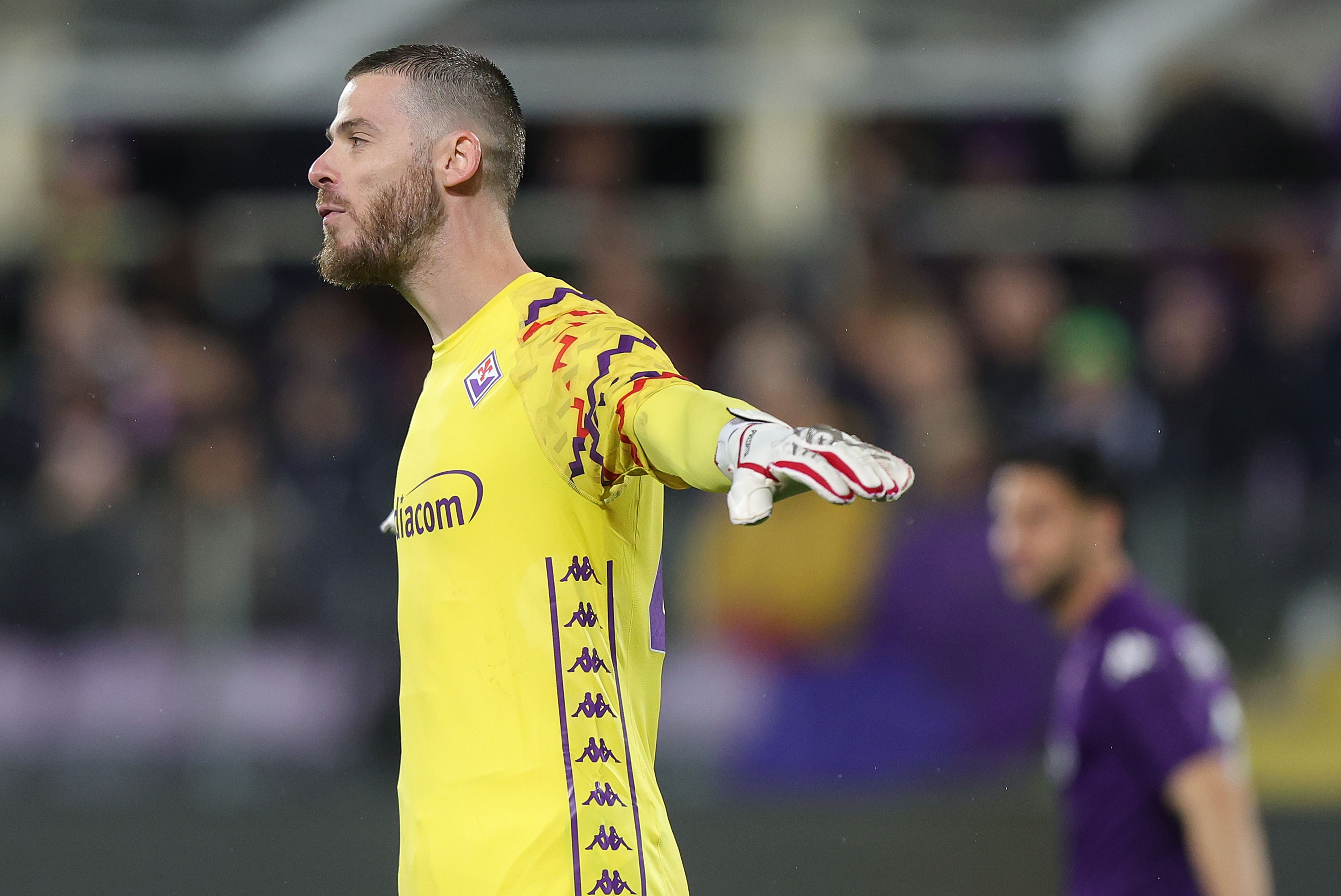 David de Gea in action for Fiorentina.