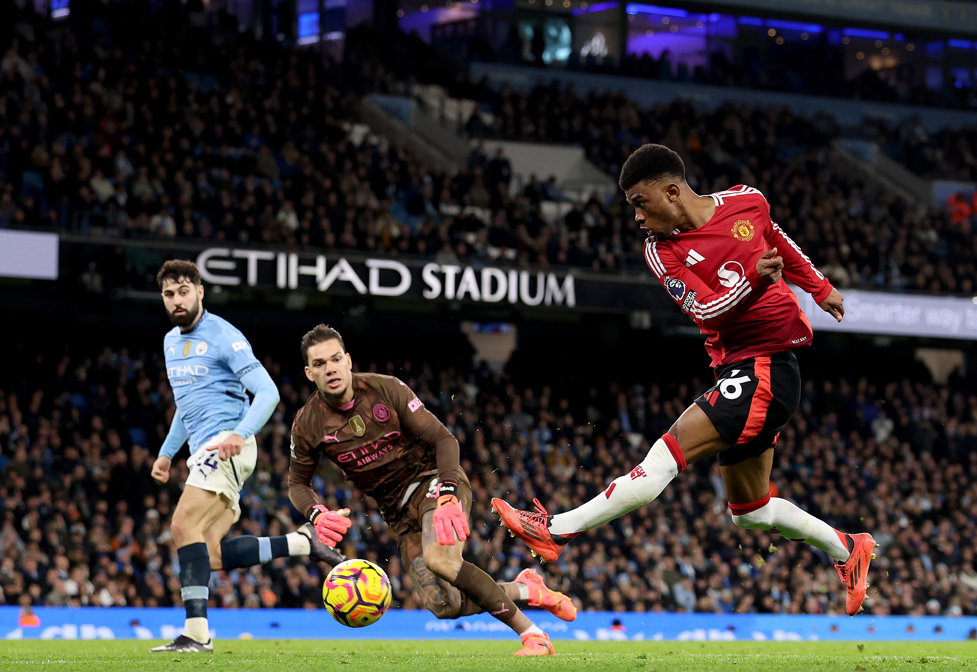 Amad Diallo nets the winning goal in the 90th minute of the 2024/2025 Manchester derby at the Etihad.