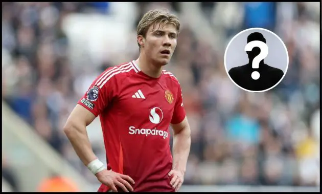Rasmus Hojlund looks on in despair as Man United trail to Newcastle.