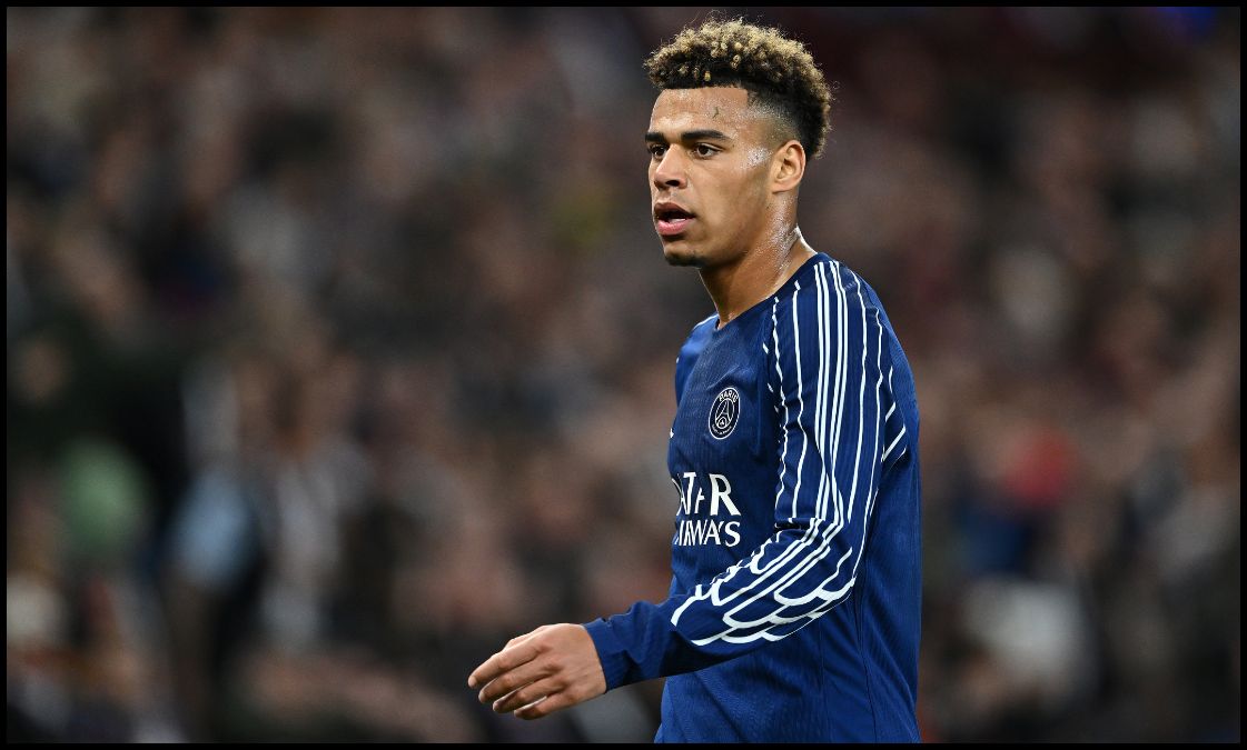 Desire Doue in action for PSG