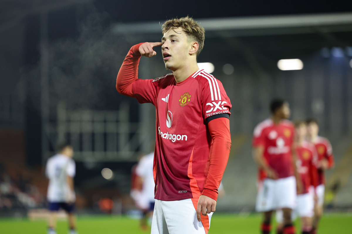 Amir Ibragimov celebrates scoring for Man Utd