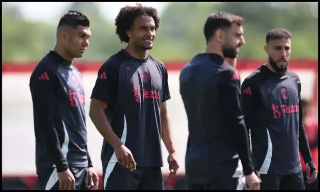 Casemiro, Joshua Zirkzee, Bruno Fernandes and Noussair Mazraoui train at Carrington.