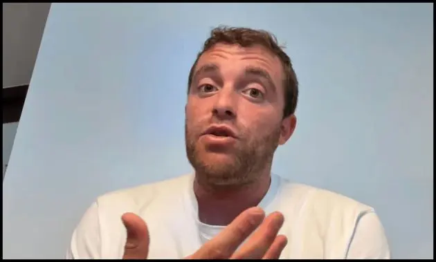 Fabrizio Romano discusses transfers in his YouTube video.