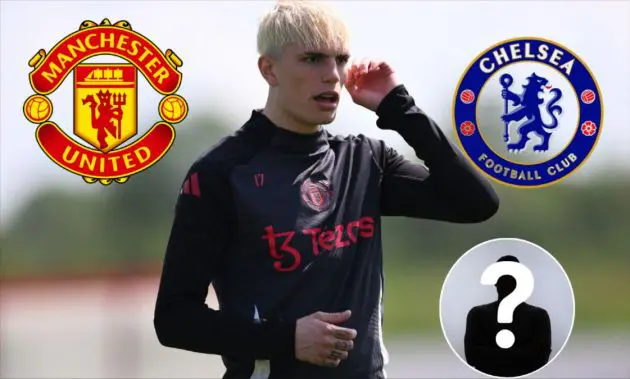 Alejandro Garnacho in Man Utd training