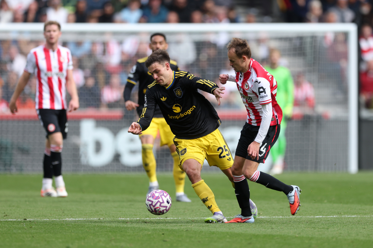 Manuel Ugarte in action against Brentford.