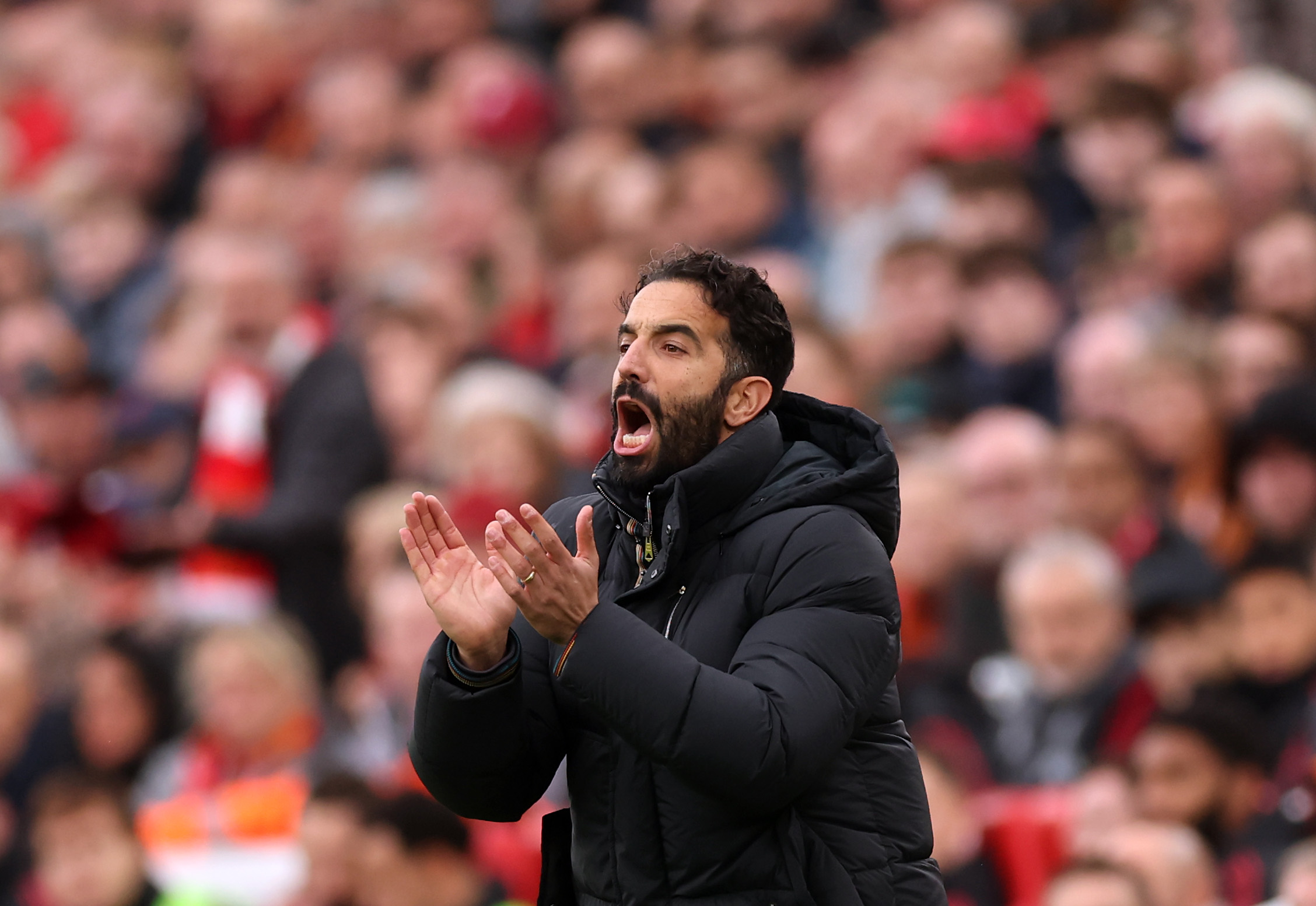Ruben Amorim shouts orders from the touchline.