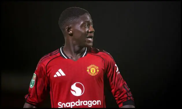 Kobbie Mainoo in action for Man United