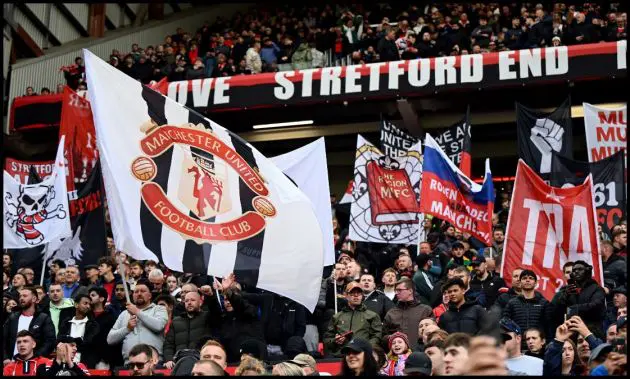 Manchester United supporters in Stretford End