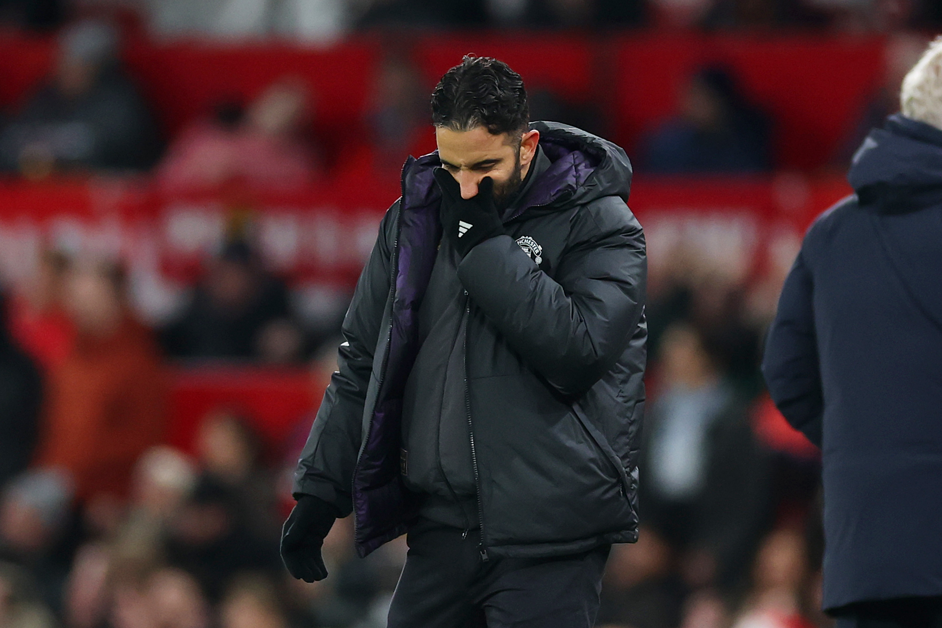 Ruben Amorim looking dejected