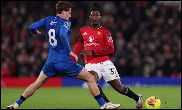 Kobbie Mainoo in action against Bournemouth