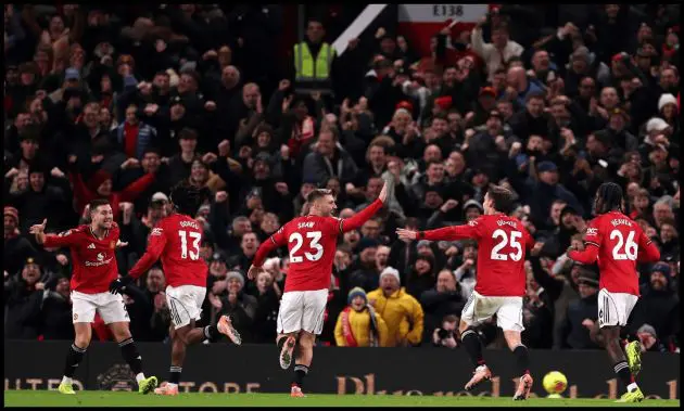 Man United players celebrate Patrick Dorgu’s goal.