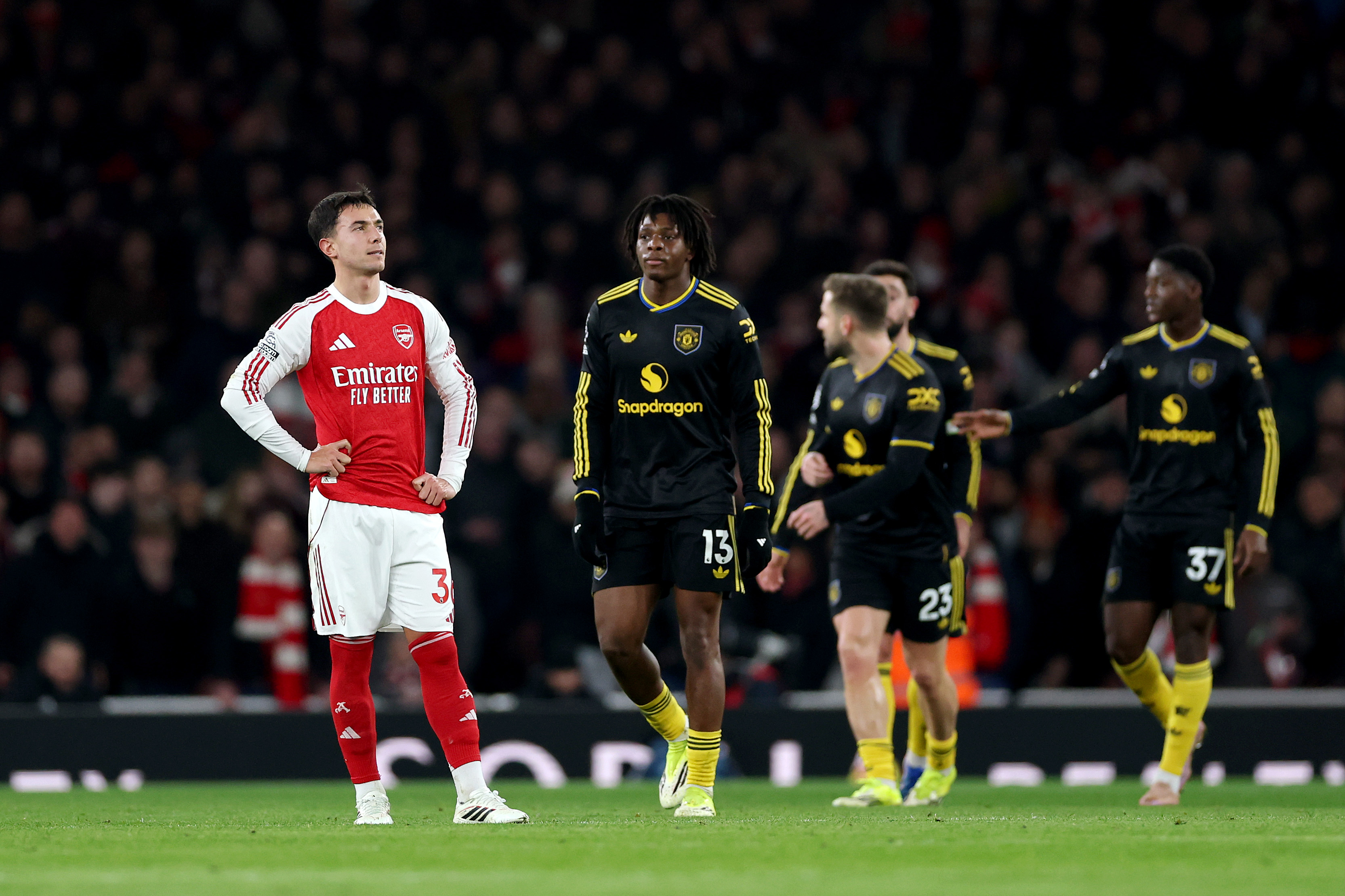 Patrick Dorgu in action for Man United against Arsenal.