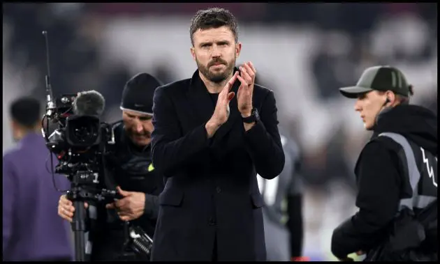 Michael Carrick claps the travelling Man United fans at West Ham’s stadium.