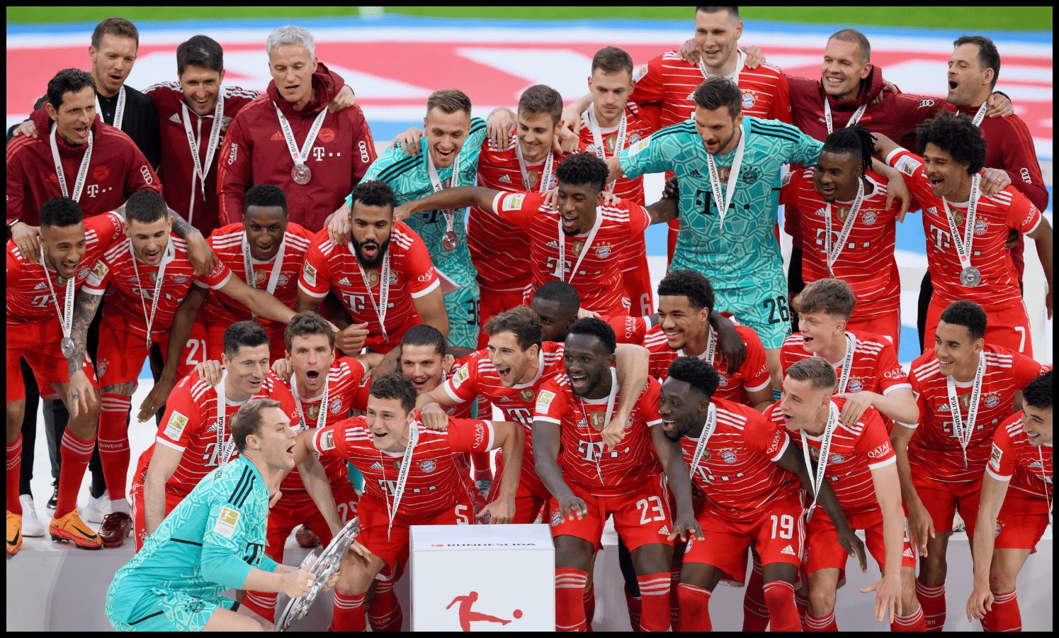 MUNICH, GERMANY - MAY 08: Manuel Neuer of FC Bayern Muenchen lifts The Bundesliga Meisterschale trophy following their sides finish as the Bundesliga champions during the Bundesliga match between FC Bayern München and VfB Stuttgart at Allianz Arena on May 08, 2022 in Munich, Germany.